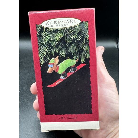 Vintage 1995 Hallmark Christmas Tree Ornament Ski Hound Boxed Excellent MIB! 26D - Picture 1 of 7